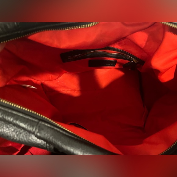 Lily Jade Shaylee Diaper Bag Black with gold hardware - Picture 2 of 9